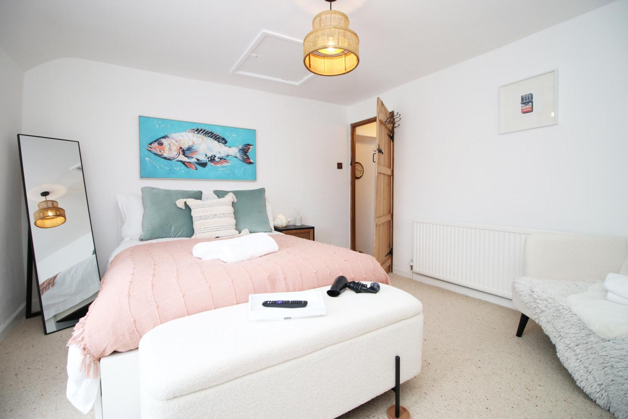 Little Gem In The Mumbles! Fishermans With Log Burner, Dog Friendly And Welcome Breakfast Hamper! Сasa de vacaciones Mumbles